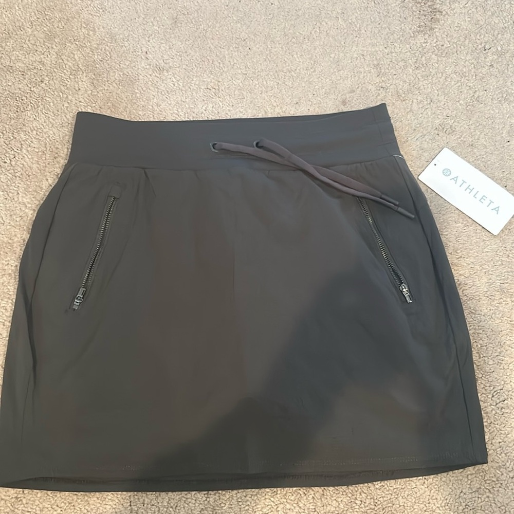 Dark grey athleta skort